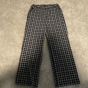 UO Plaid elastic waist women’s pants.